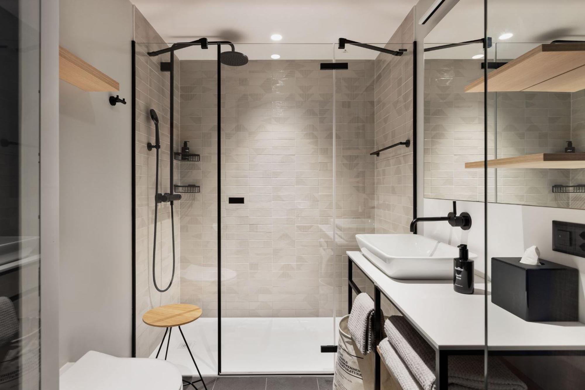 Stay Kooook Geneva City - Online Check In New Opening Exteriör bild